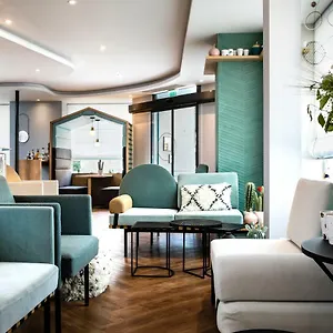 3* Szálloda Eiffel Saint Charles