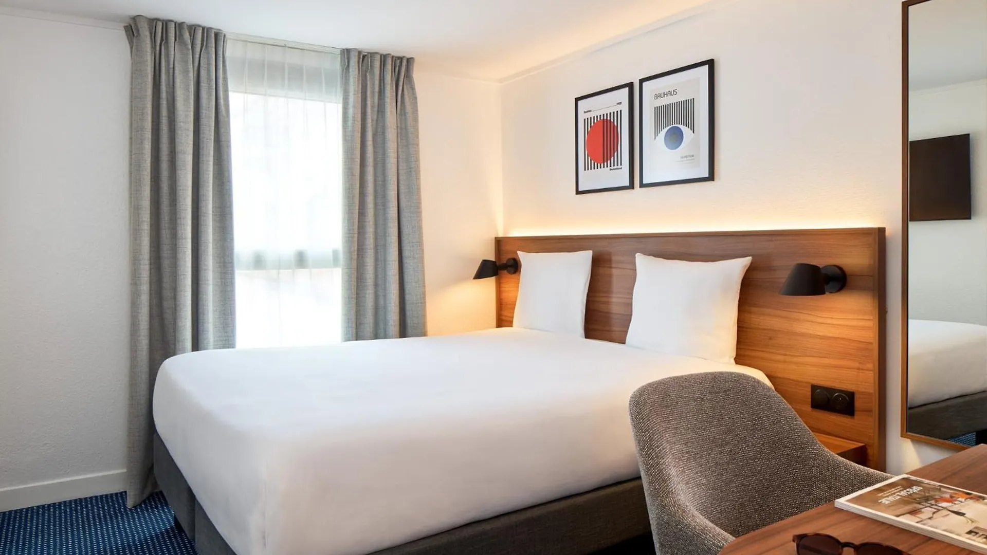 *** Hotel Timhotel Nation Paris France